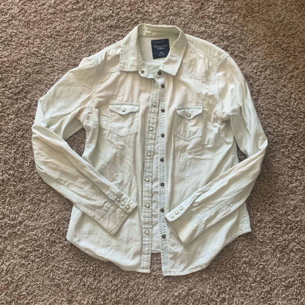 Light wash denim jacket